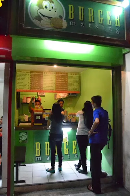 Burger Matsing Kamuning Branch