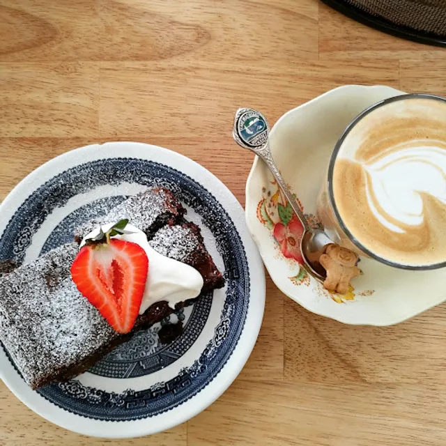 Molly & Max Coffee Van