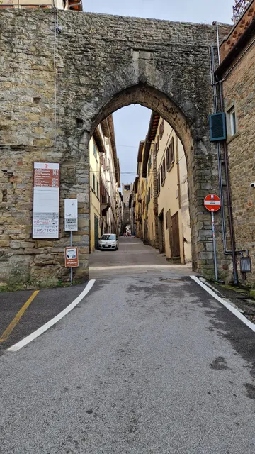 Porta Santa Maria