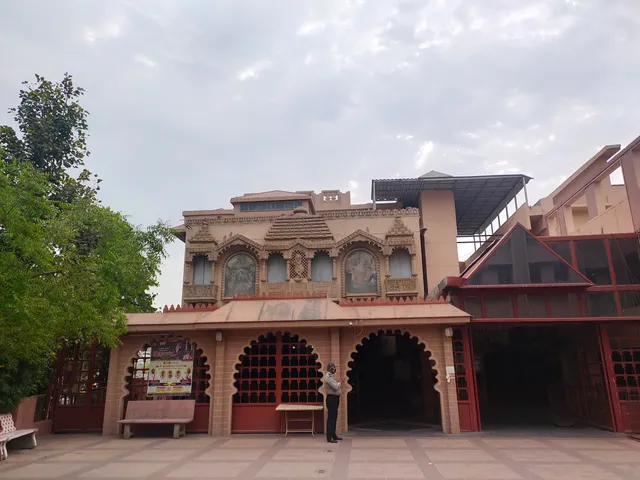 Shree Vallabh Sadan Haveli