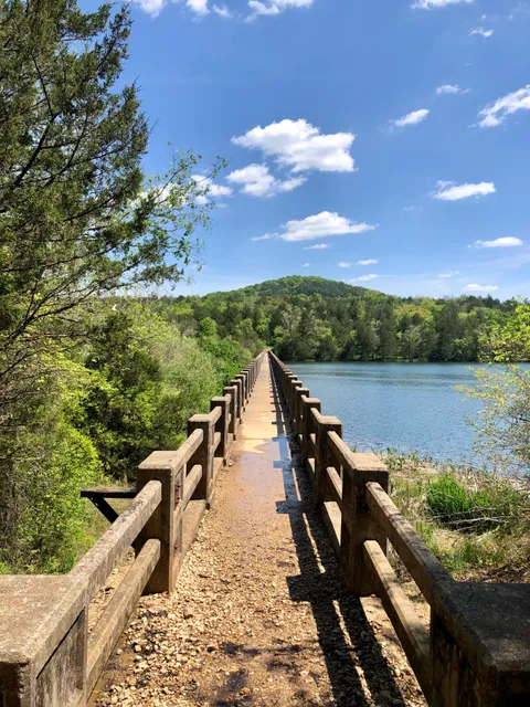 Lake Leatherwood Dam