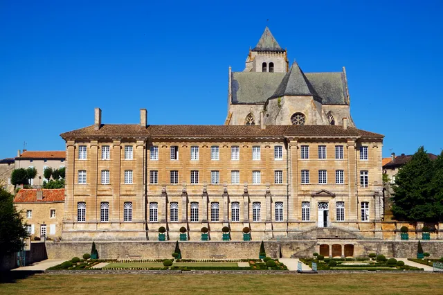 Abbaye Royale de Celles-sur-Belle