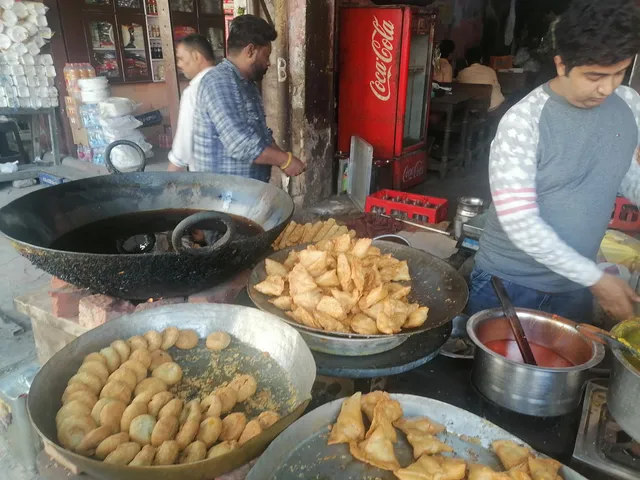 Ram Samose Wala