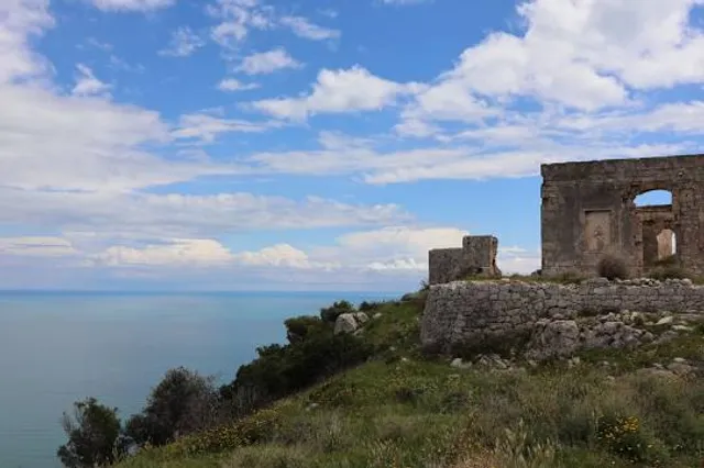 Necropoli di Monte Saraceno