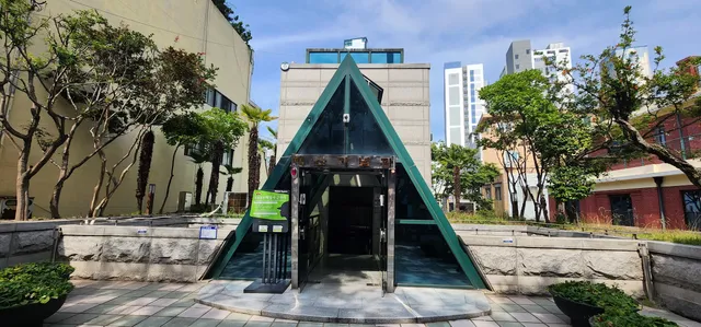 Baeksan Memorial Hall