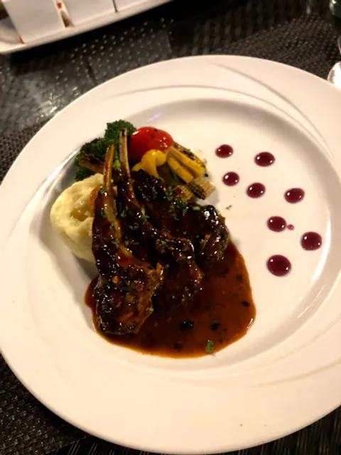 Smoke on the Water- Bar-be-que and Grill