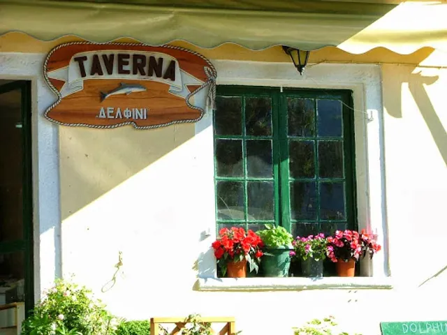 Dolphin Taverna