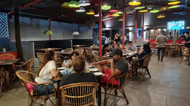 THE HUNGRY HORNBILL BY FAT PANDA