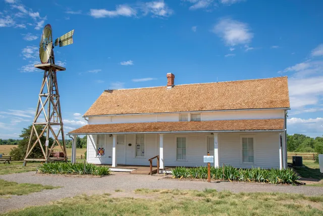 17 Mile House Farm Park