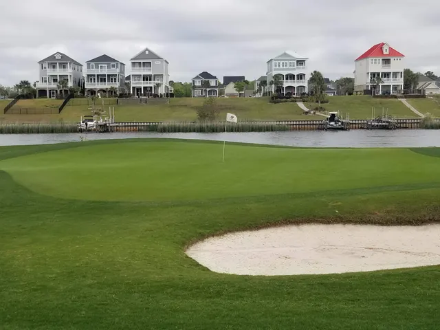 Myrtlewood Golf Club