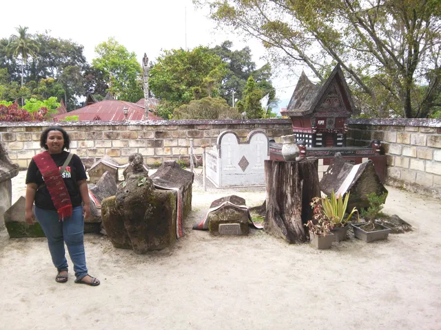 Old Tomb of King Sidabutar