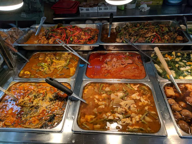 Mae Ting's Coconut Cakes