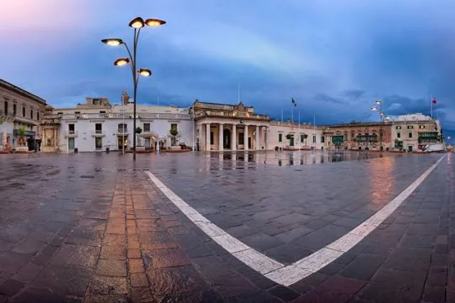 St. George’s Square