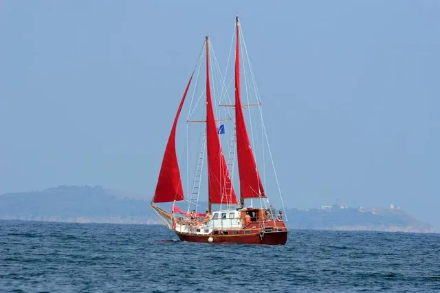 Central Beach Lozenets