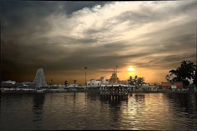Thiruporur Arulmigu Kanthasamy Temple