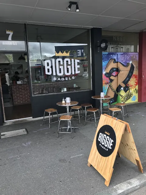 Biggie Bagels