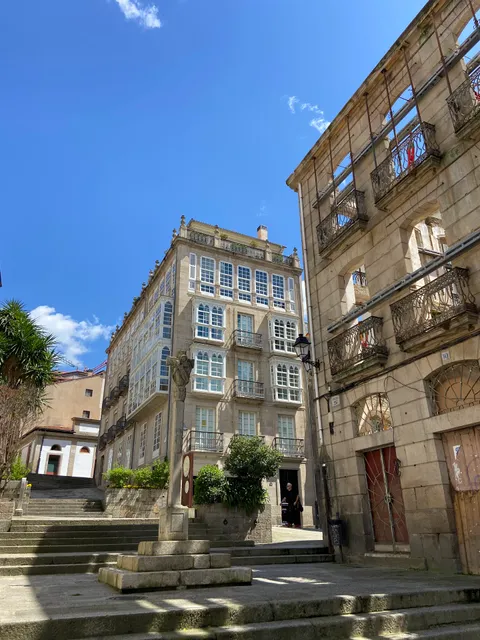 Albergue Municipal de Peregrinos Eligio Rivas Quintas