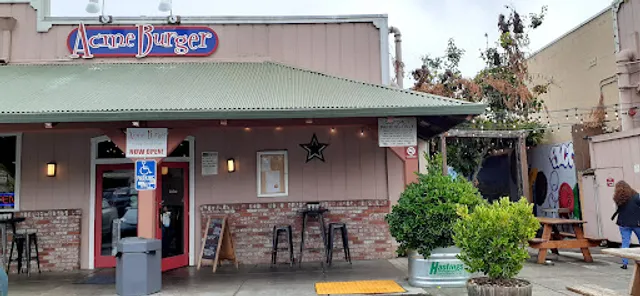Acme Burger