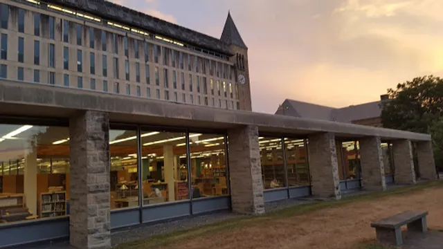 Amit Bhatia Libe Café