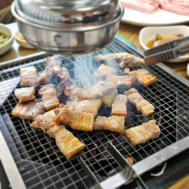 합천황토한우식육식당