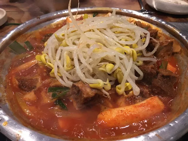 짚신매운갈비찜 강서구청점