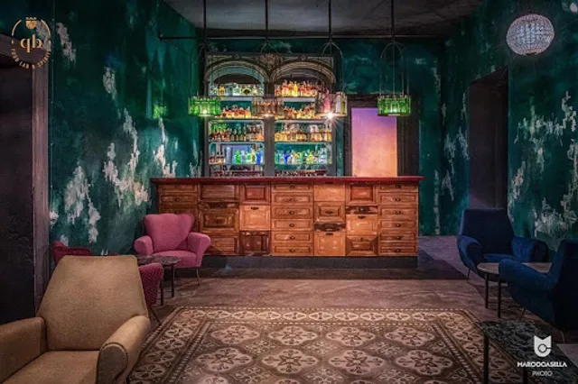 QB - Food Lab and Spirits