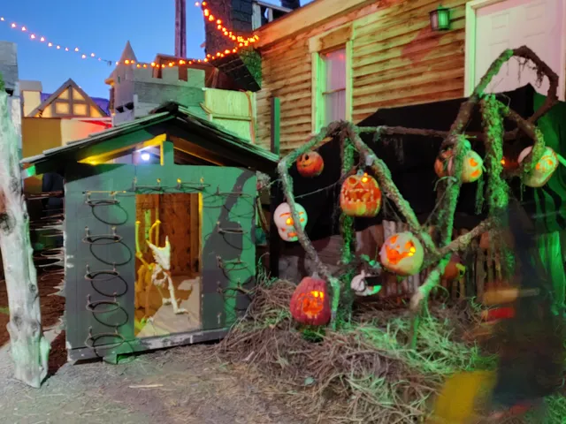 Kuwahara’s Pumpkin Patch and Thriller Park