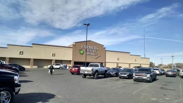 Farmers Country Market