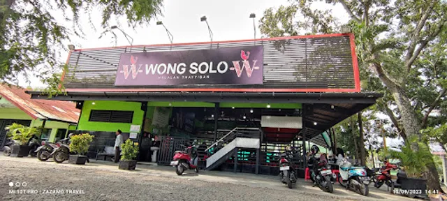 Ayam Bakar Wong Solo