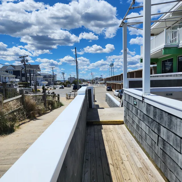 Island Beach Motor Lodge