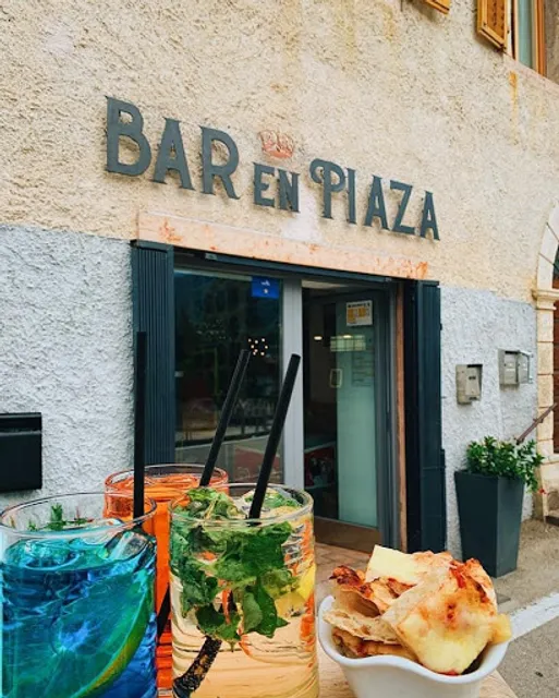 BAR en PIAZA