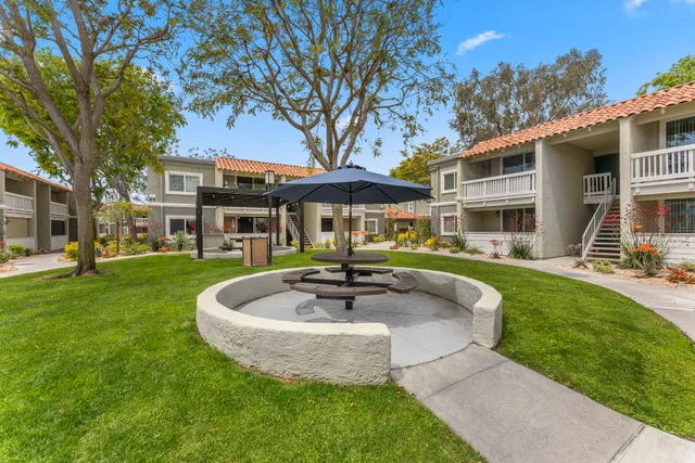 Serena Vista Apartments