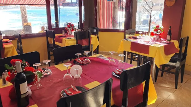 Restaurante Pizzería La Avenida