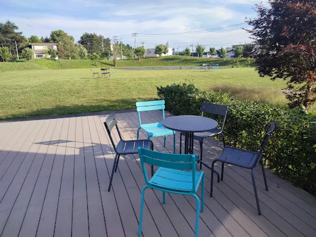 木かげのカフェ