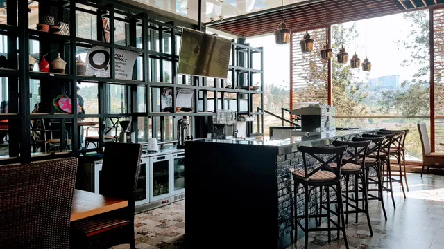 Billy's Bistro & Bar