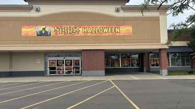 Spirit Halloween