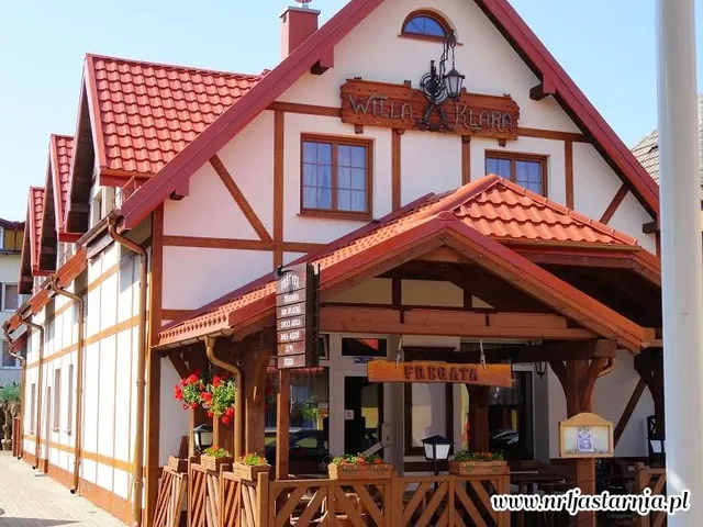 Willa Klara Jastarnia - Apartamenty i Pokoje