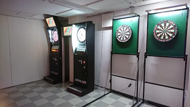 Darts space D's