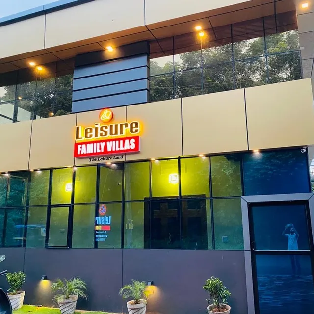 Leisure family villas