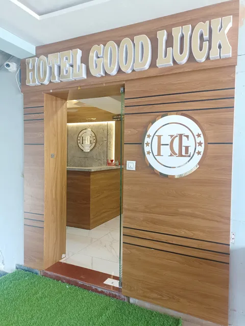 Hotel Good Luck