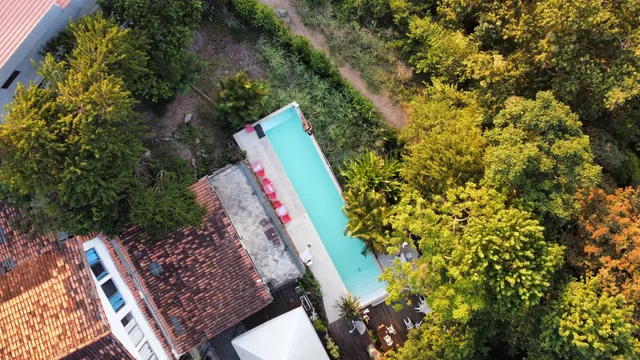 Banana Leaf Eco Hostel