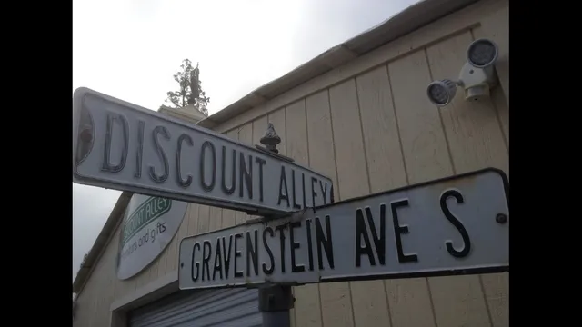 Discount Alley