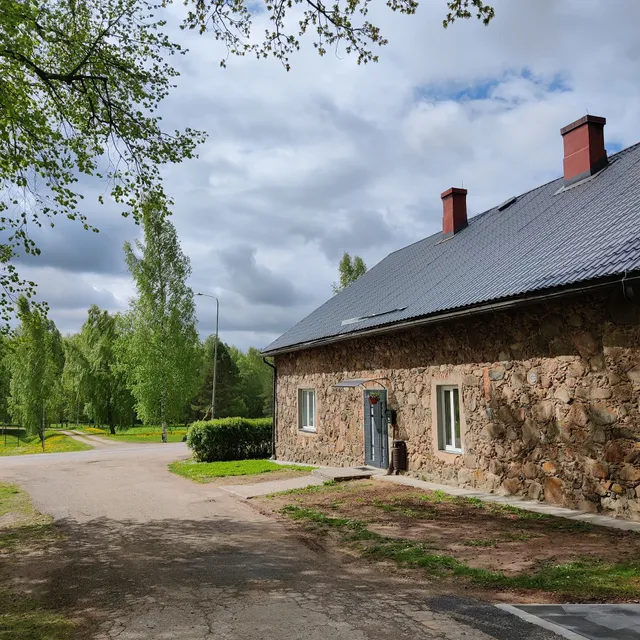 Viesu māja Vālodzes