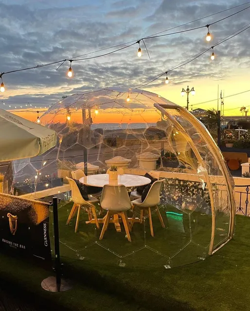 Escape Bar and Grill