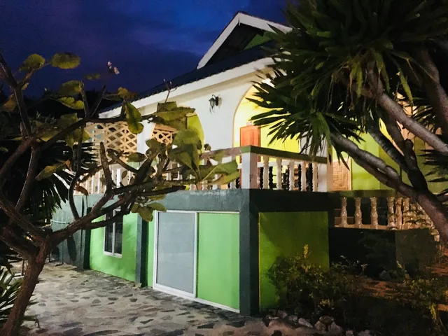 สีชัง รับตะวันรีสอร์ท Rubtawan sichangresort