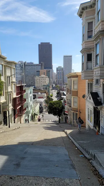 Peter Macchiarini Steps