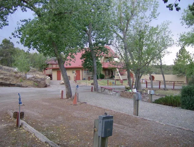 Albuquerque Tijeras Mountain RV Resort and RV Park