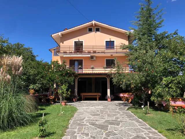 Kamp in osmica Jakomin