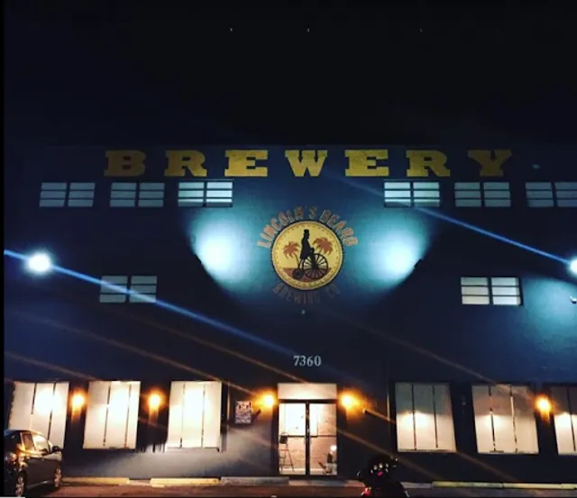 Lincoln's Beard Brewing & Cocktails