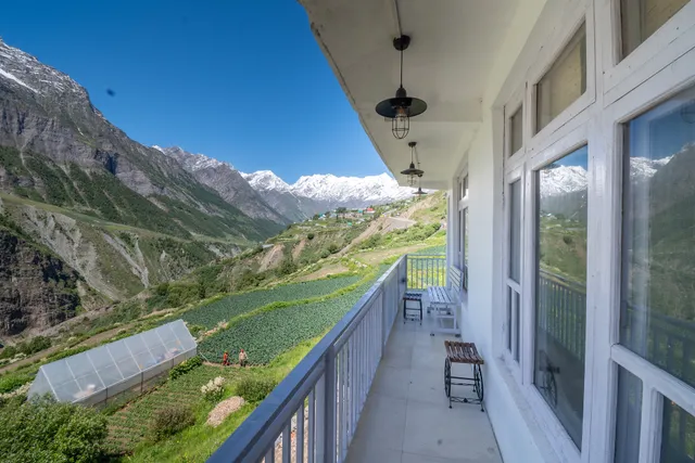 Grease Moto Club Khangsar - Sissu